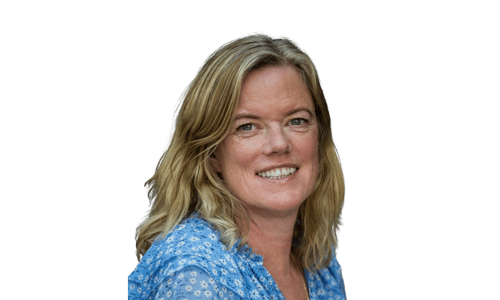 Sarah Dovey is a Fractional CFO at the CFO Centre - Northern Home Counties specialising in the technology, media and telecoms industries.
